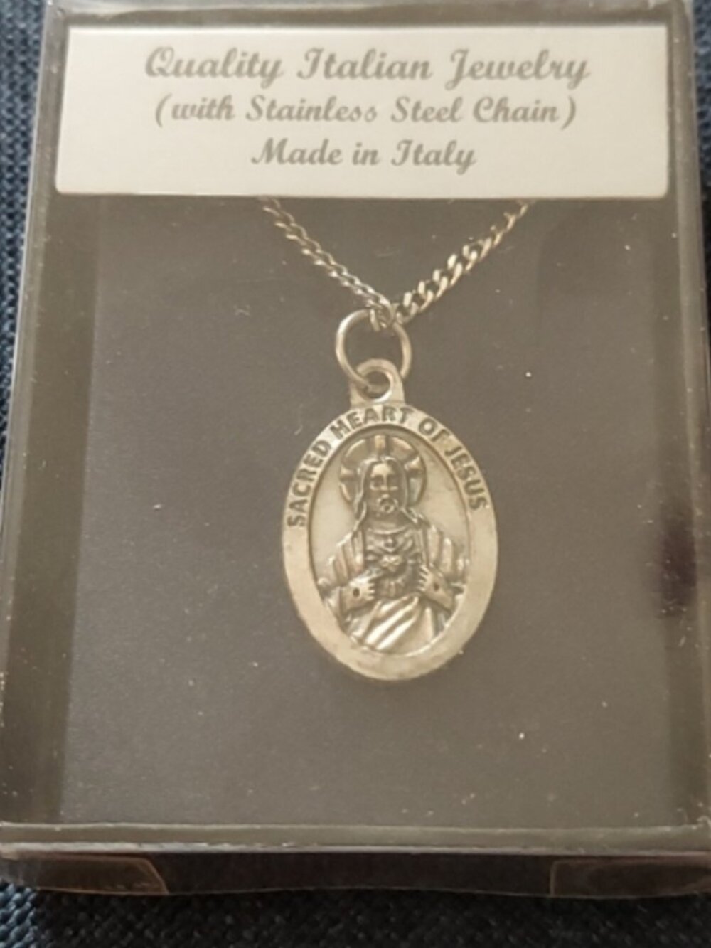 Sacred Heart of Jesus Pendent Necklace